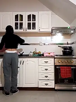 Camilitah online show from September 17, 3:25 pm