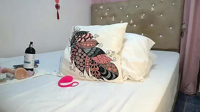 sofia8428 online show from March 30, 12:23 am