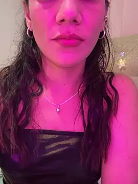 sofia8428 online show from March 6, 12:38 am