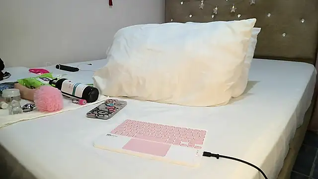 sofia8428 online show from March 30, 10:11 pm