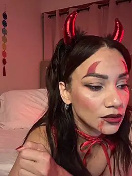 sofia8428 online show from October 28, 12:33 am