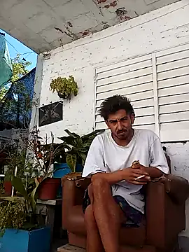 Snapshot of Tiococo420 chatting on September 25, 6:58 pm Tiococo420 online show from September 25, 6:58 pm
