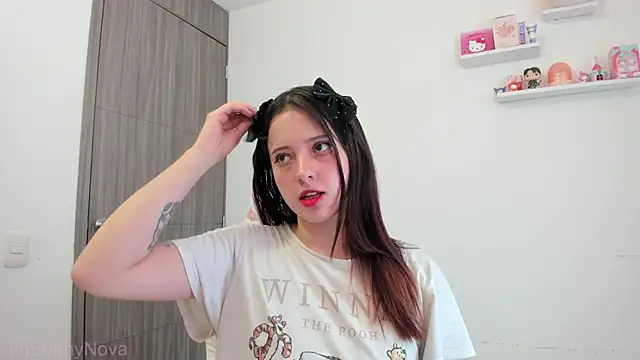 Snapshot of ImBunnyNova chatting on July 15, 1:51 pm ImBunnyNova online show from July 15, 1:51 pm