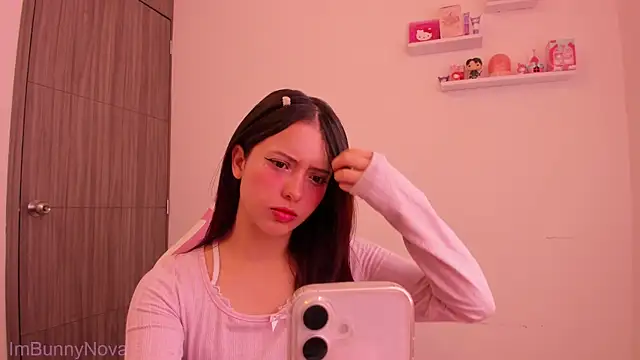 Snapshot of ImBunnyNova chatting on June 25, 2:44 pm ImBunnyNova online show from June 25, 2:44 pm