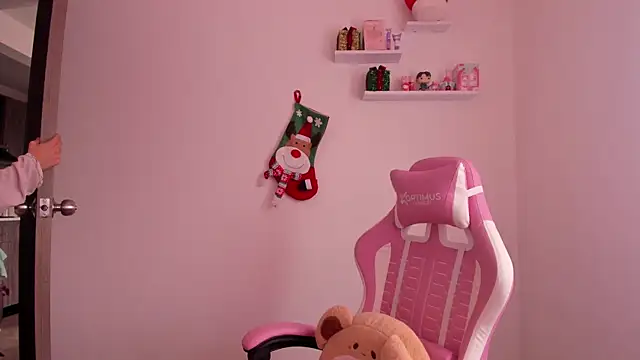 Snapshot of ImBunnyNova chatting on December 2, 2:41 pm ImBunnyNova online show from December 2, 2:41 pm