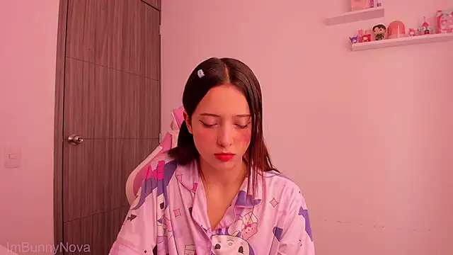 ImBunnyNova online show from April 9, 3:29 pm