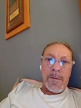 Deddyitalia3p online show from October 4, 6:20 pm