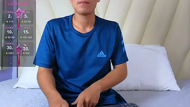 Hotboy21  online show from November 5, 3:42 am