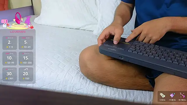 Hotboy21  online show from October 30, 3:49 am