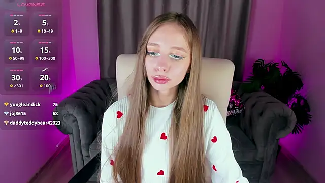 Amy Waynee online show from November 19, 6:02 am