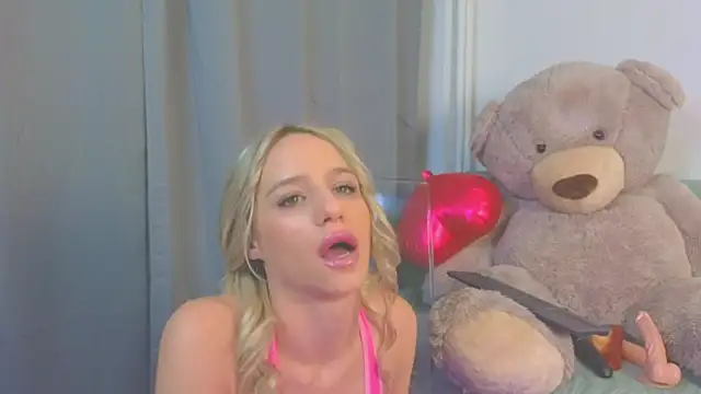 Snapshot of MellisaKim chatting on November 22, 9:46 pm MellisaKim online show from November 22, 9:46 pm