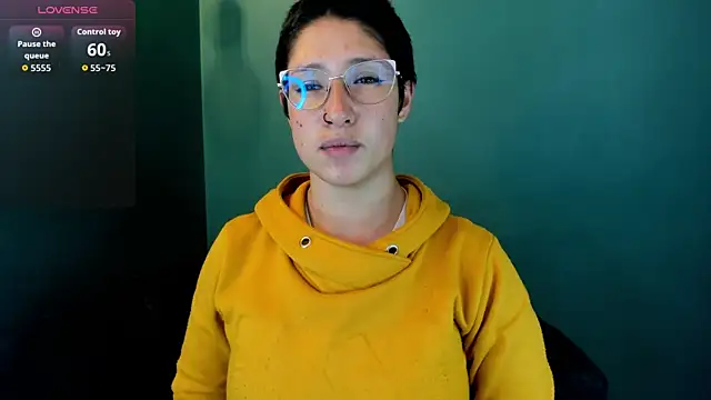 Elaine87  online show from November 13, 7:29 pm