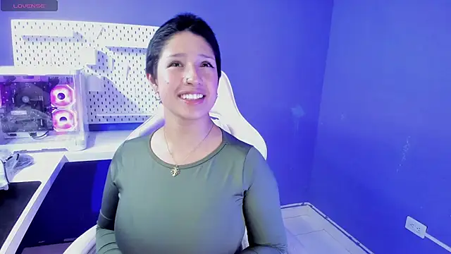 Elaine87  online show from November 19, 9:48 pm