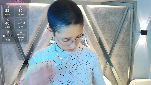 Elaine87  online show from September 24, 8:48 pm