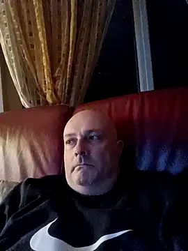 Alexis Bull online show from December 16, 11:42 pm