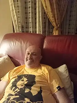 Snapshot of Alexis_Bull chatting on June 27, 11:00 pm Alexis Bull online show from June 27, 11:00 pm