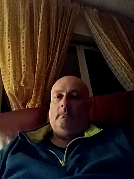 Alexis Bull online show from March 24, 12:10 am