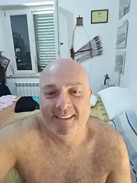 Alexis Bull online show from May 26, 10:24 am