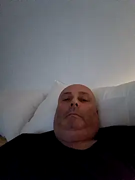 Snapshot of Alexis_Bull chatting on March 19, 11:57 pm Alexis Bull online show from March 19, 11:57 pm