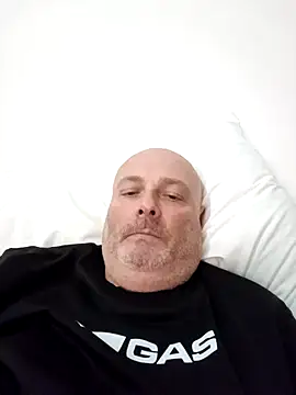 Alexis Bull online show from March 28, 3:02 pm