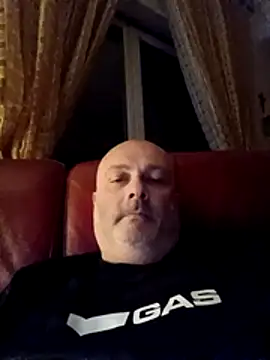 Alexis Bull online show from March 26, 11:35 pm