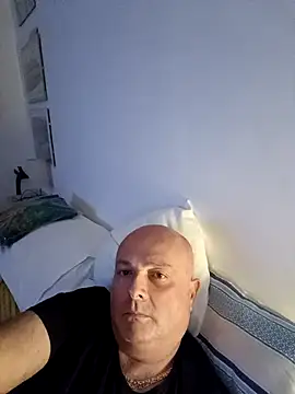 Alexis Bull online show from December 15, 12:38 am