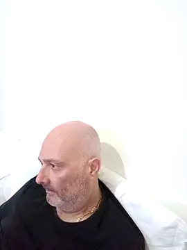 Snapshot of Alexis_Bull chatting on October 12, 12:39 pm Alexis Bull online show from October 12, 12:39 pm