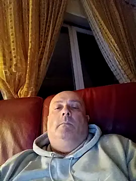 Alexis Bull online show from March 17, 12:24 am