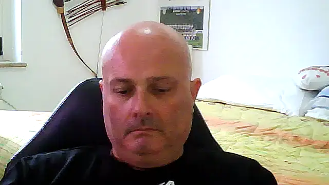 Alexis Bull online show from May 18, 5:29 pm