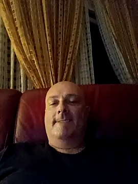 Snapshot of Alexis_Bull chatting on September 29, 10:15 pm Alexis Bull online show from September 29, 10:15 pm