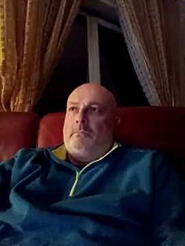 Alexis Bull online show from March 27, 11:38 pm