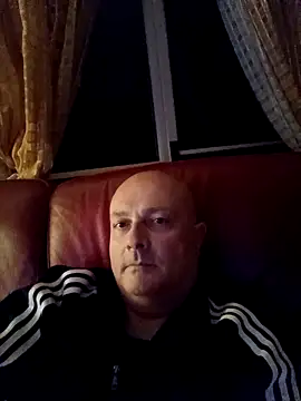 Alexis Bull online show from March 15, 11:12 pm