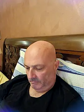 Snapshot of Alexis_Bull chatting on July 12, 7:15 pm Alexis Bull online show from July 12, 7:15 pm