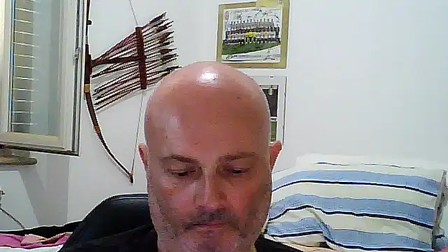 Snapshot of Alexis_Bull chatting on June 12, 10:35 am Alexis Bull online show from June 12, 10:35 am