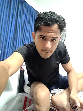 Snapshot of Joydan_rize chatting on June 3, 9:52 pm Joydan rize online show from June 3, 9:52 pm