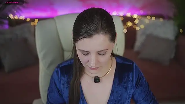 ValeryMurr online show from April 3, 6:58 pm