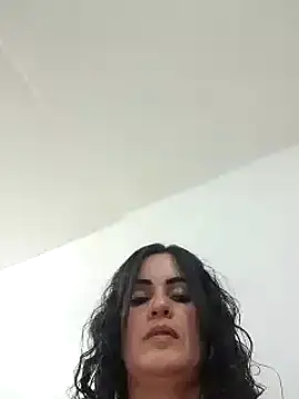 Saraslow online show from November 10, 2:55 pm