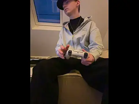 colar55x online show from February 5, 5:09 pm