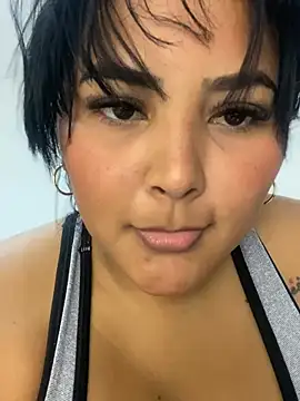 sashaoficial  online show from February 13, 11:05 pm