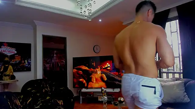 Lukas Green online show from December 4, 7:57 pm