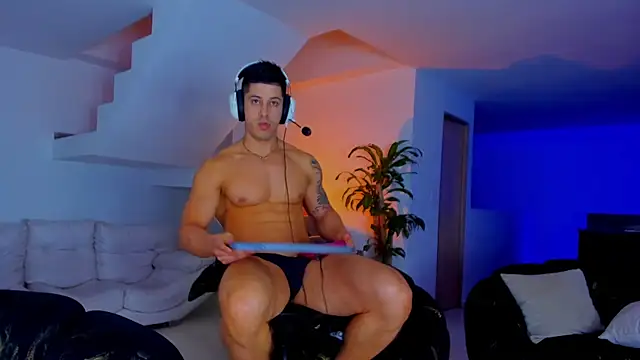 Lukas Green online show from February 24, 6:36 am