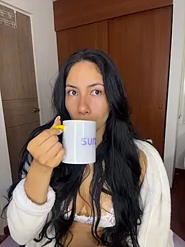 ArianaReynoldss online show from March 3, 10:22 am