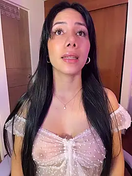 ArianaReynoldss online show from May 25, 10:03 am