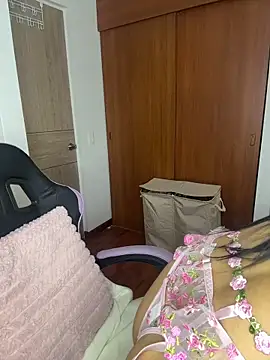 ArianaReynoldss online show from February 24, 10:16 am