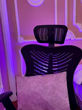 ArianaReynoldss online show from September 30, 7:31 pm