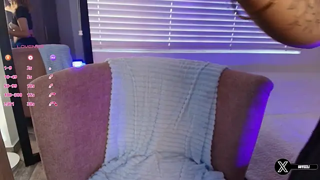 im eli1 online show from December 21, 8:09 pm