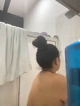 carlafox05 online show from April 5, 2:02 pm