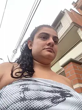 carlafox05 online show from April 8, 1:56 pm