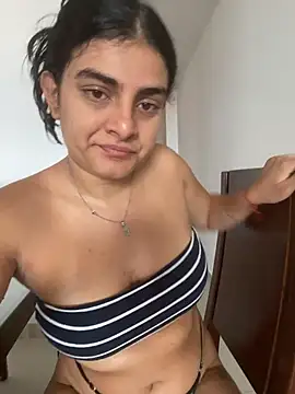 carlafox05 online show from May 14, 2:03 pm