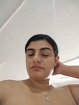 carlafox05 online show from February 8, 5:10 pm